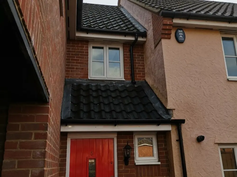 Residential fascia, soffit and gutter exterior cleaning work